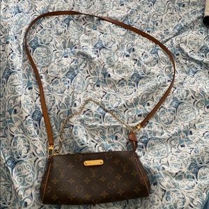 LOUIS VUITTON BAG